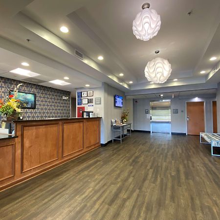 Best Western Smithfield Inn Екстер'єр фото